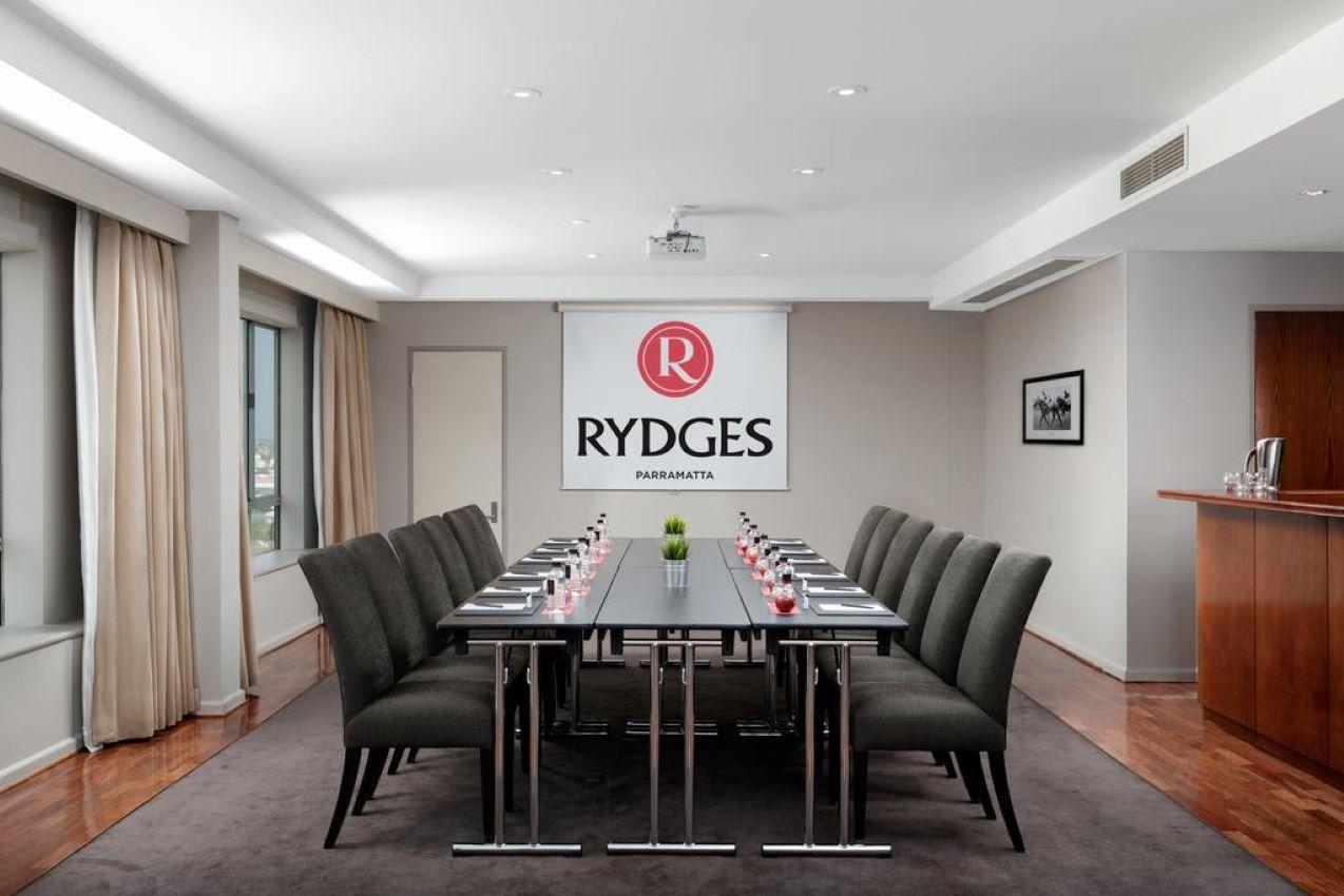 Rydges Parramatta Hotel Exterior photo