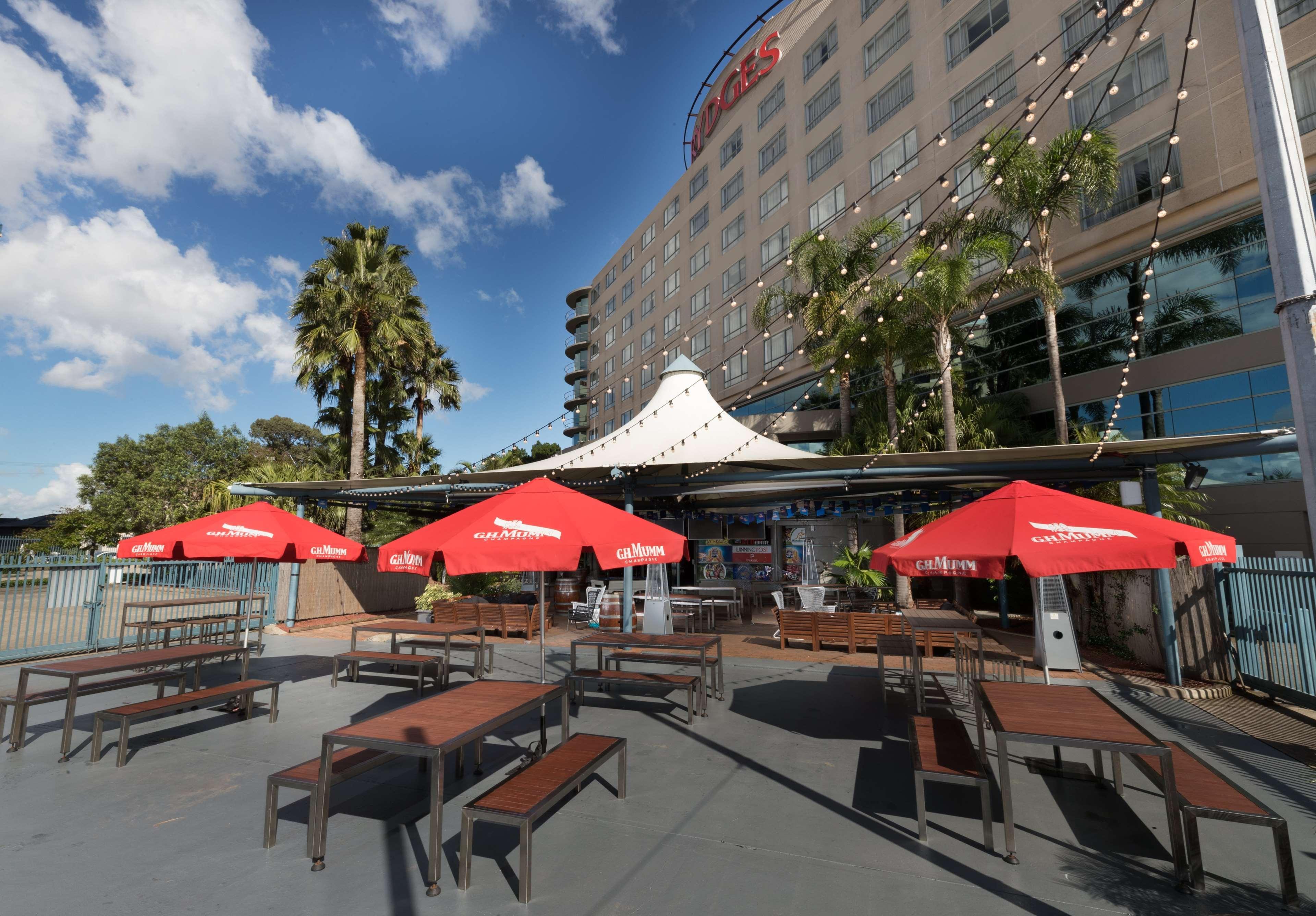 Rydges Parramatta Hotel Exterior photo